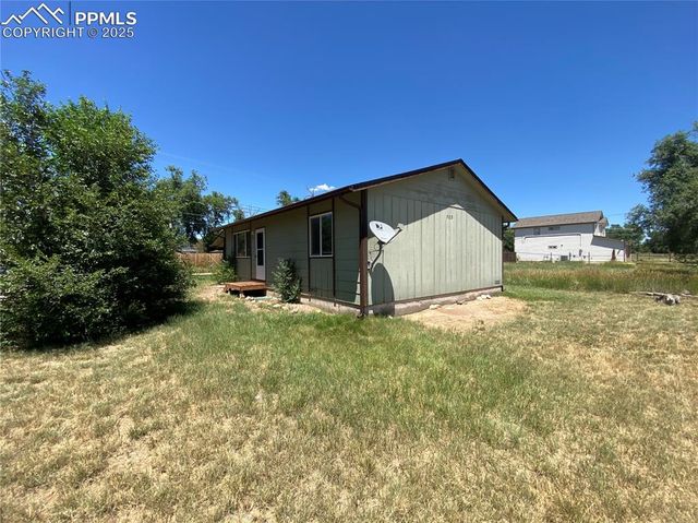 505 E Missouri Avenue, Fountain, CO 80817