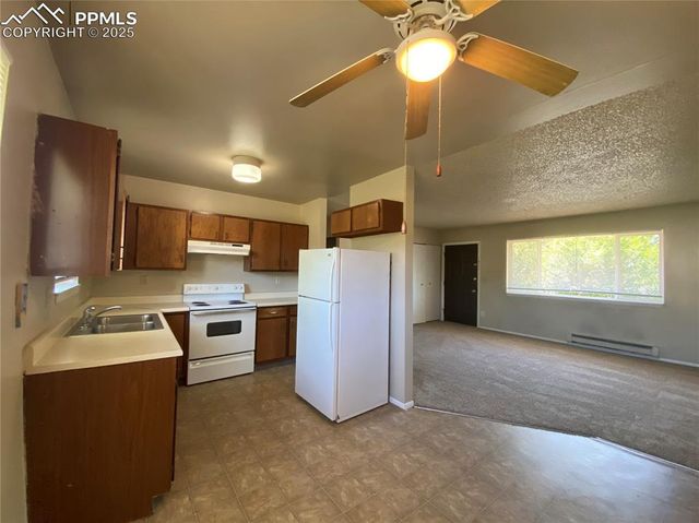 505 E Missouri Avenue, Fountain, CO 80817