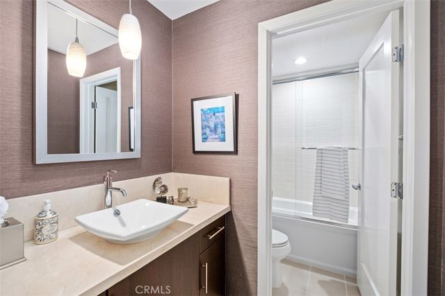 87 Lennox, Irvine, CA 92612