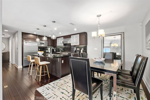 87 Lennox, Irvine, CA 92612