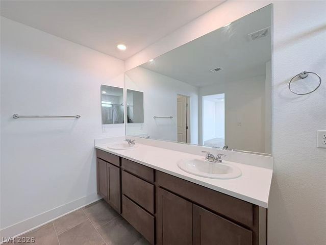 8044 Texas Hills Street, Las Vegas, NV 89113