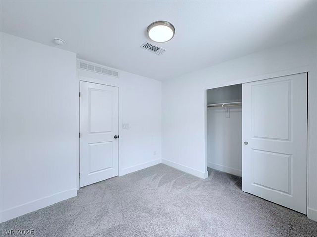 8044 Texas Hills Street, Las Vegas, NV 89113