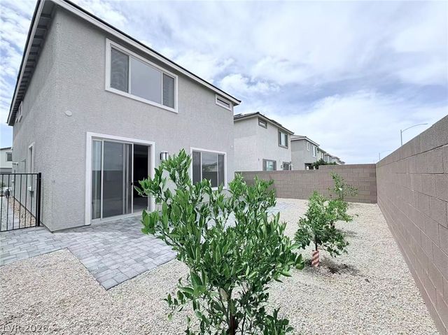 8044 Texas Hills Street, Las Vegas, NV 89113