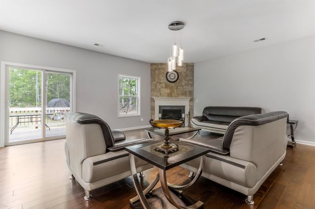 540 Bella Woods Trail, Boiling Springs, SC 29349