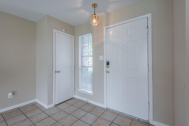 8006 Scarlet Tanager Drive, Humble, TX 77396