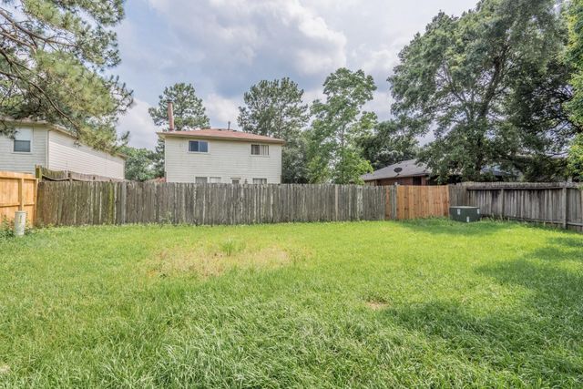8006 Scarlet Tanager Drive, Humble, TX 77396
