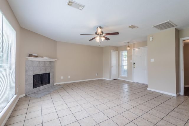 8006 Scarlet Tanager Drive, Humble, TX 77396