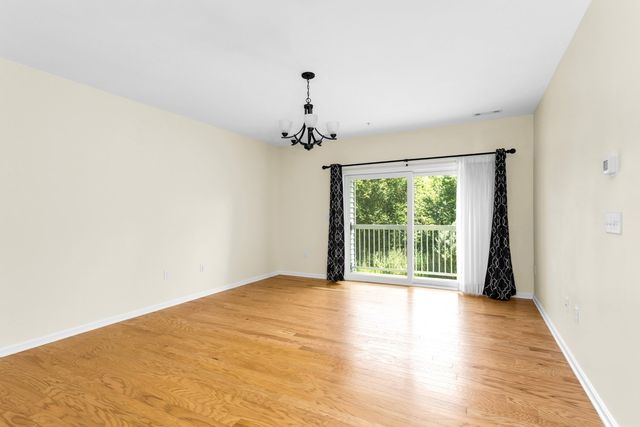 1211 Pennington Drive 1211, Walpole, MA 02081