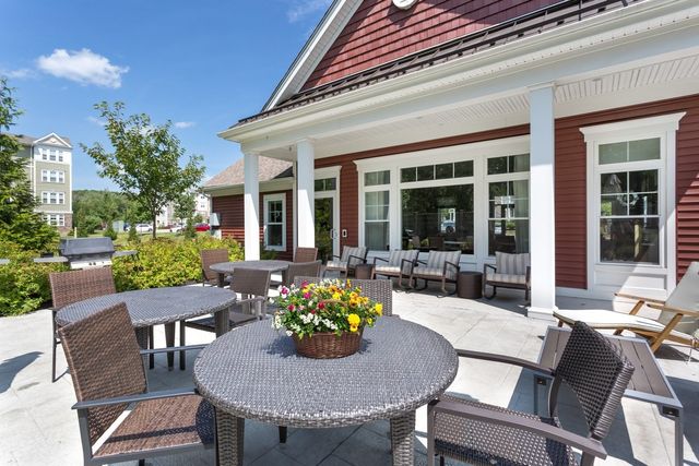1211 Pennington Drive 1211, Walpole, MA 02081