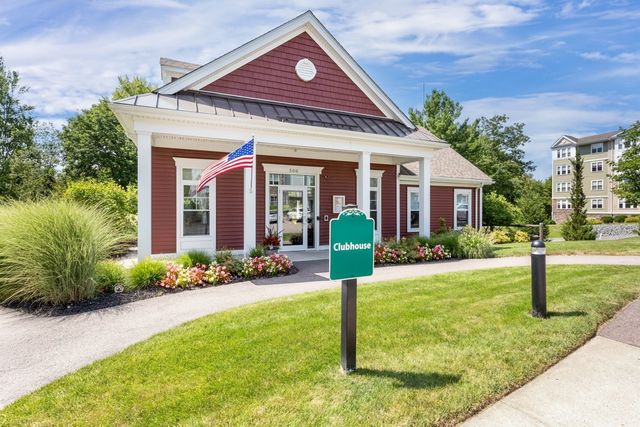 1211 Pennington Drive 1211, Walpole, MA 02081
