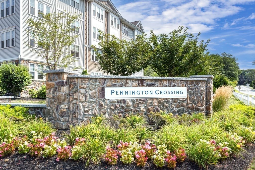 1211 Pennington Drive 1211, Walpole, MA 02081