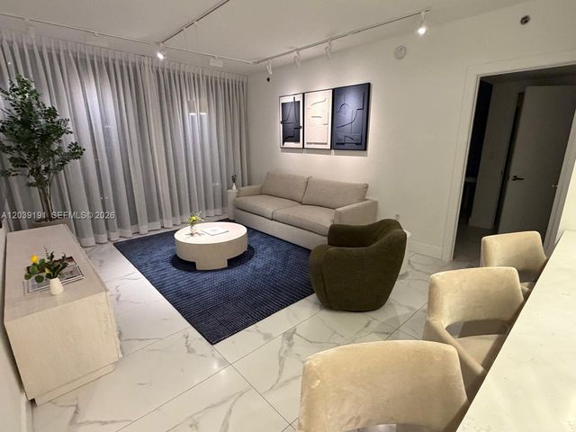 475 Brickell Ave 3113, Miami, FL 33131