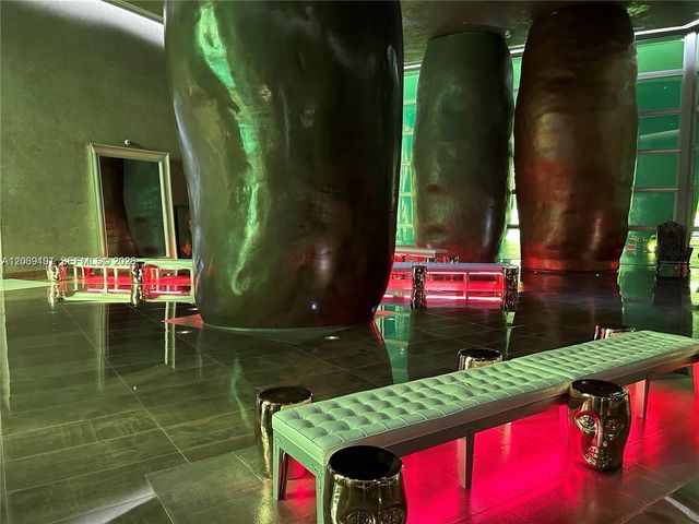 475 Brickell Ave 3113, Miami, FL 33131