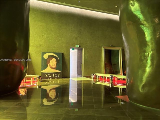 475 Brickell Ave 3113, Miami, FL 33131