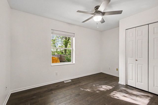 6136 Canary Avenue, Portage, IN 46368
