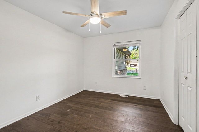 6136 Canary Avenue, Portage, IN 46368