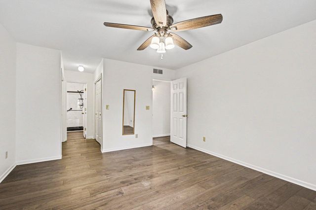 6136 Canary Avenue, Portage, IN 46368