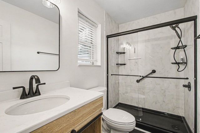 6136 Canary Avenue, Portage, IN 46368