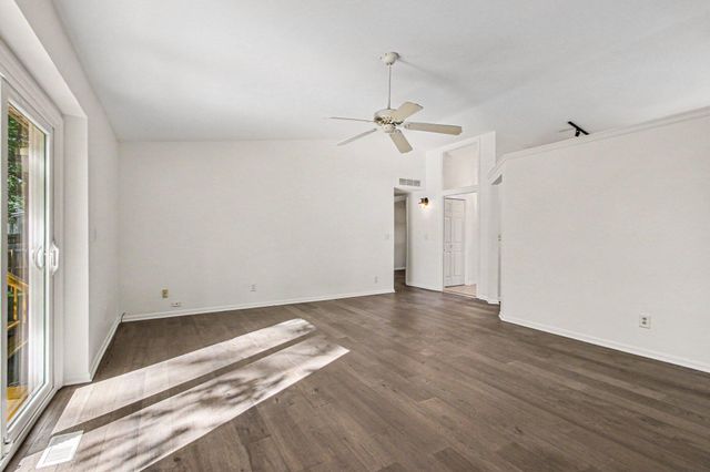 6136 Canary Avenue, Portage, IN 46368
