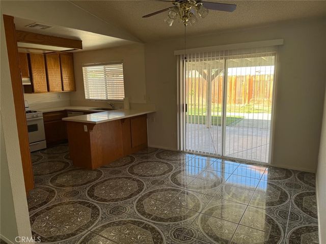 1229 Onyx, Palmdale, CA 93550