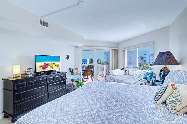 18400 GULF BOULEVARD 1302, Indian Shores, FL 33785