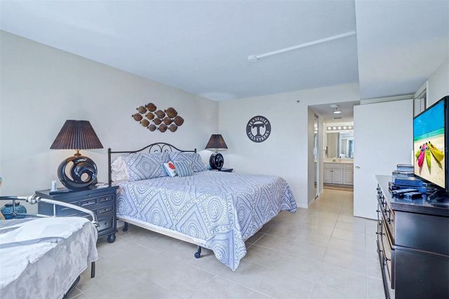 18400 GULF BOULEVARD 1302, Indian Shores, FL 33785