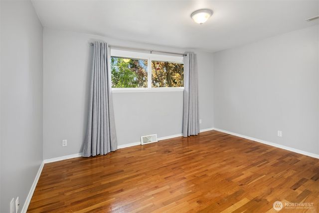 17109 44th Avenue W, Lynnwood, WA 98037