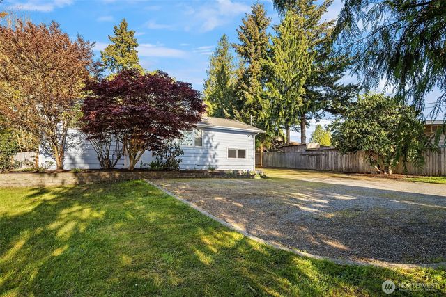 17109 44th Avenue W, Lynnwood, WA 98037