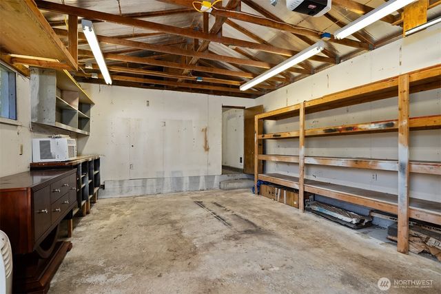 17109 44th Avenue W, Lynnwood, WA 98037