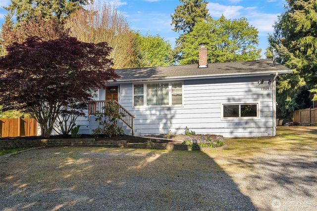17109 44th Avenue W, Lynnwood, WA 98037