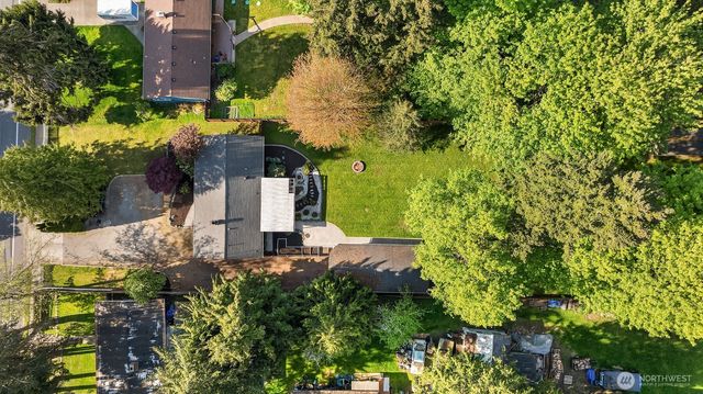 17109 44th Avenue W, Lynnwood, WA 98037