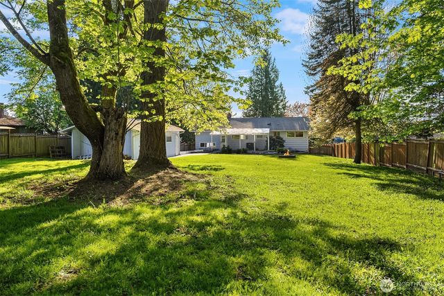 17109 44th Avenue W, Lynnwood, WA 98037