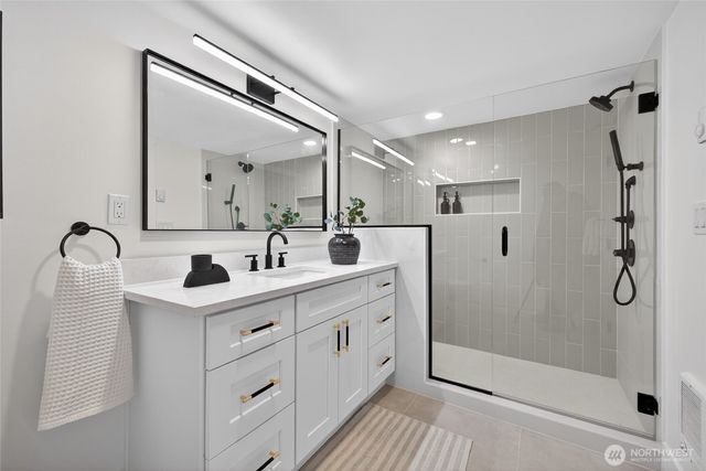 3402 48th Avenue SW, Seattle, WA 98116