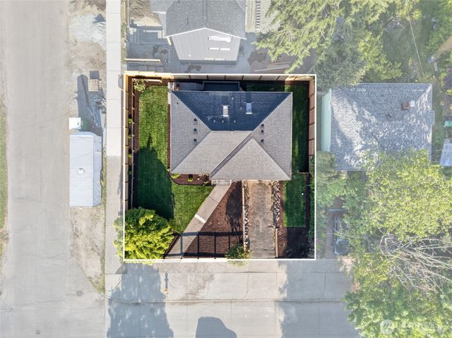 3402 48th Avenue SW, Seattle, WA 98116