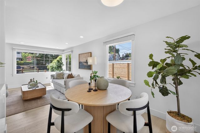 3402 48th Avenue SW, Seattle, WA 98116