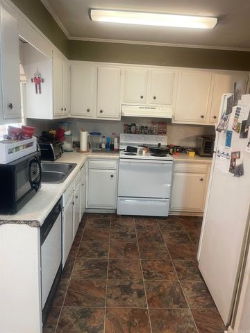 104 S Summitt, Dumas, AR 71639