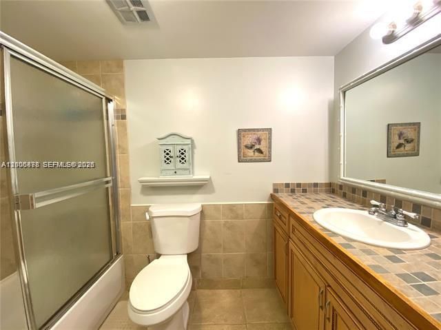 608 NE 2nd St 434, Dania Beach, FL 33004