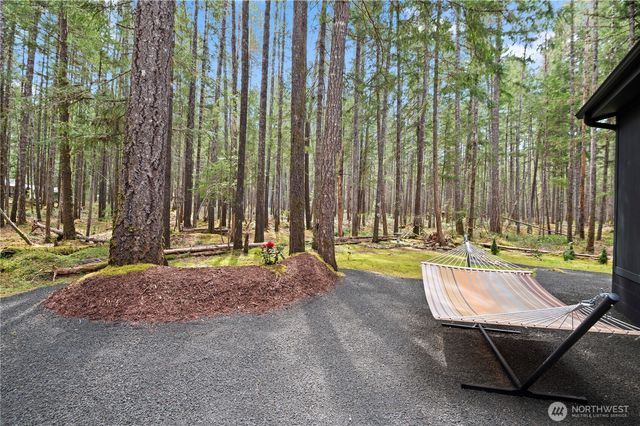 231 N Olympic Way, Hoodsport, WA 98548