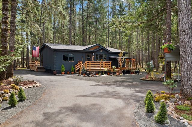 231 N Olympic Way, Hoodsport, WA 98548