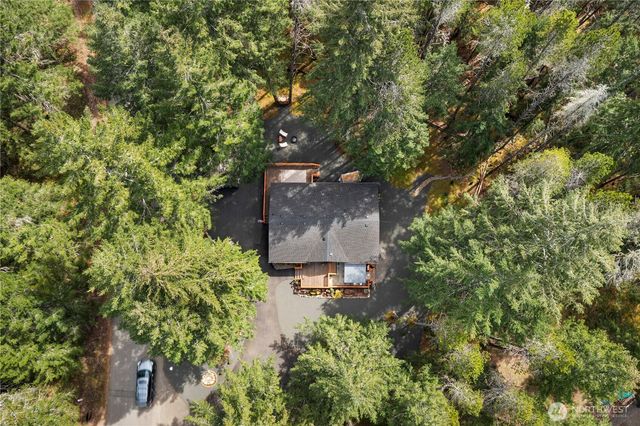231 N Olympic Way, Hoodsport, WA 98548