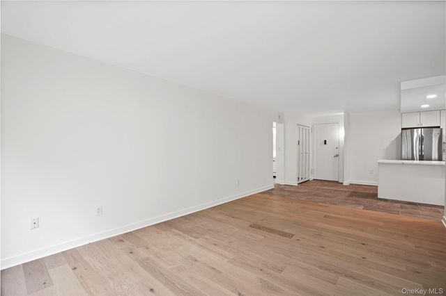 300 High Point Drive 314, Hartsdale, NY 10530