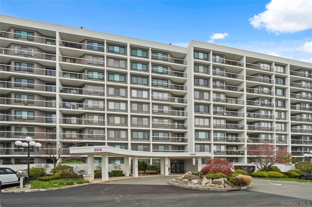 300 High Point Drive 314, Hartsdale, NY 10530