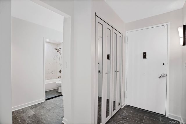 300 High Point Drive 314, Hartsdale, NY 10530
