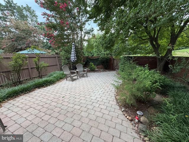 4360 GREENBERRY LN, Annandale, VA 22003