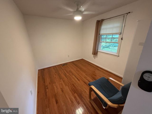 4360 GREENBERRY LN, Annandale, VA 22003