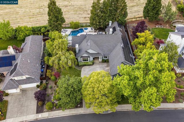 4075 Arbolado Drive, Walnut Creek, CA 94598