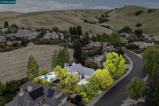 4075 Arbolado Drive, Walnut Creek, CA 94598