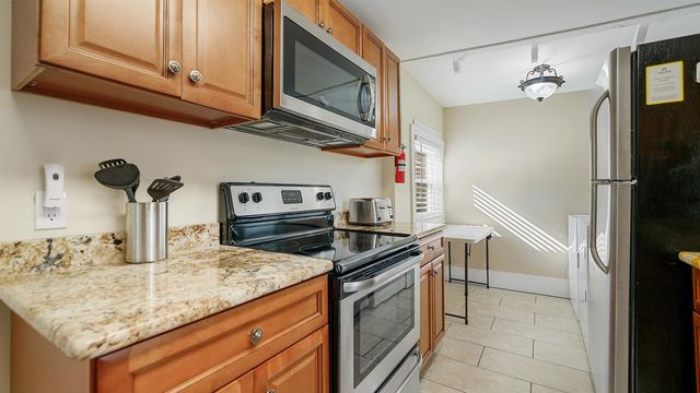 14 Sanchez Ave A, St Augustine, FL 32084