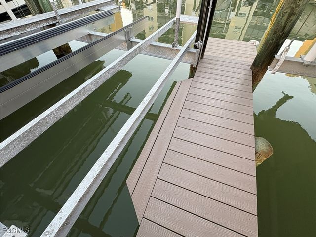 Dock 27 4351 Bay Beach Ln, Fort Myers Beach, FL 33931