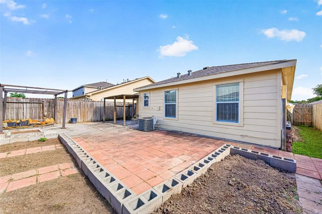 13126 Dawn Hollow Lane, Houston, TX 77072